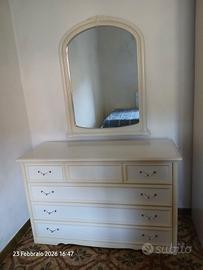 Cassettiera e comodini