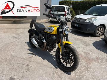 Bellissim.a Ducati Scrambler 800 2021 12.000 km