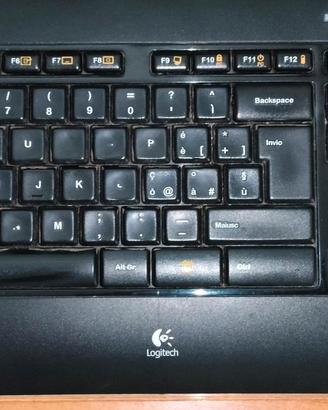 Logitech k520