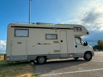 Adria con grande garage
