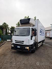 IVECO 140E18 isotermico 6+3+3 FRC