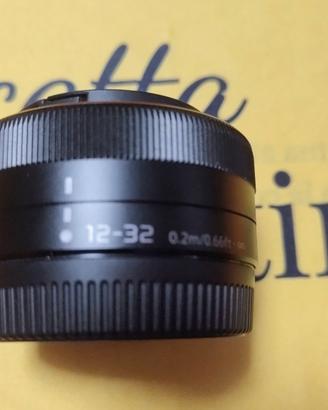 Panasonic Lumix 12 32 