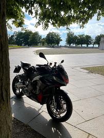 Aprilia Tuono 660 Factory