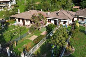 VILLA A SCHIERA A BOVEGNO