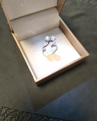 Anello con diamanti naturali certificati 