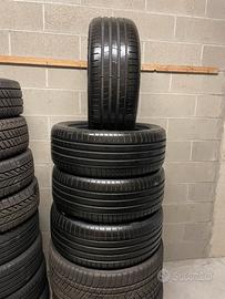 265 50 19 Pirelli Pzero estive 85%