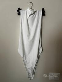 Body bianco a collo alto
