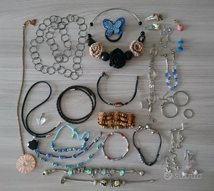Lotto bijoux collane braccialetti orecchini