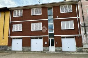 CASA SEMINDIPENDENTE A SAN GERMANO VERCELLESE