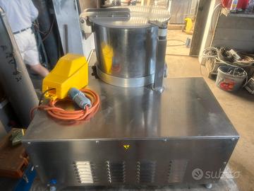 Hamburgatrice automatica refrigerata