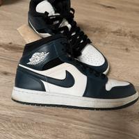 Air Jordan Mid verde petrolio condizioni ottime