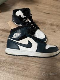 Air Jordan Mid verde petrolio condizioni ottime