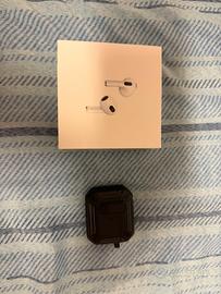 Air pods 3 pari al nuovo.