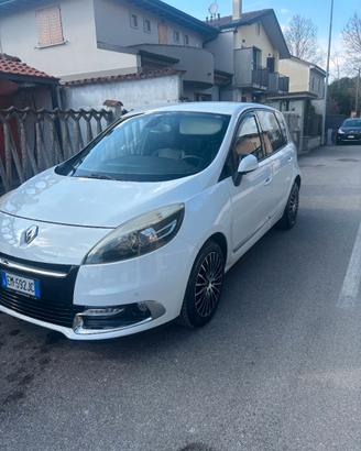 RENAULT SCENIC XMOD 1.5 DCI