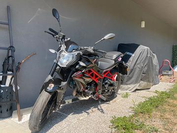 Benelli BN 125