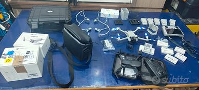 drone dji mini 3 pro combo con vari accessori 