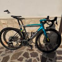 Wilier 0 srl Astana red etap con soli 100 km