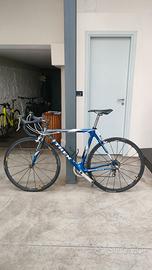 Bicicletta da corsa TREK