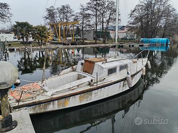Barca a vela cabinato  7 metri del 1969