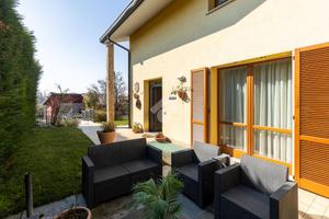 VILLA SINGOLA A MISSAGLIA