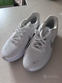 Nike Revolution donna