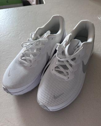 Nike Revolution donna