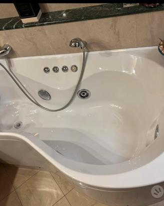Vasca Idromassaggio
