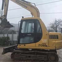 MINIESCAVATORE KOMATSU PC60