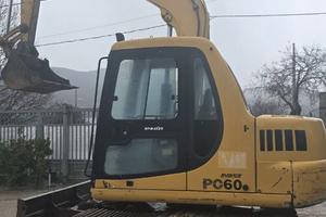 MINIESCAVATORE KOMATSU PC60