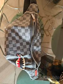 Marsupio sprayground