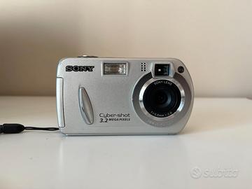 Fotocamera digitale SONY DSC-P32