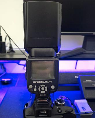 Nikon D3300+obiettivi+ flash+batterie+SD