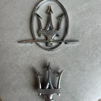 Emblema targhetta maserati