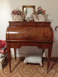 Secrétaire, scrittoio a ribalta