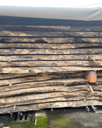 Tavole in legno di castagno
