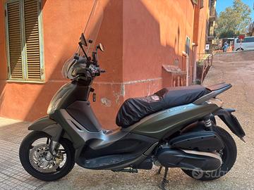 Piaggio Beverly 350