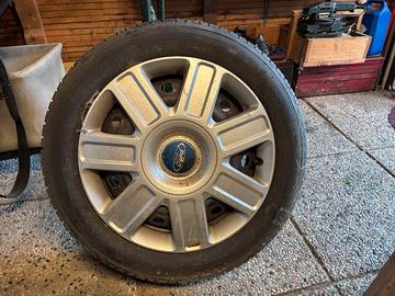 Cerchi da 16 in ferro e da 16 in lega alfa romeo