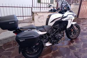 Benelli TRK 502