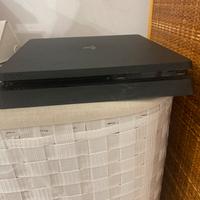 Playstation 4 slim