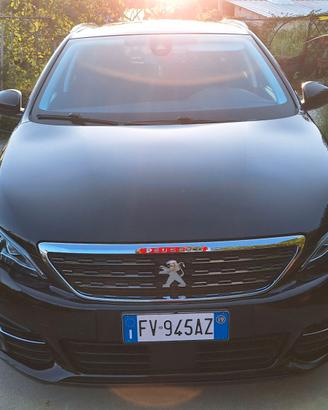 Peugeot 308 SW 130cv Allure Tetto panoramico