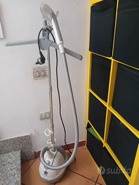 Ferro da stiro a vapore verticale