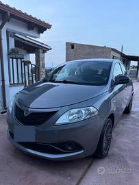 Lancia Ypsilon 1.2 benzina