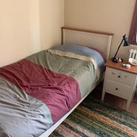 Letto sinngilo comodino