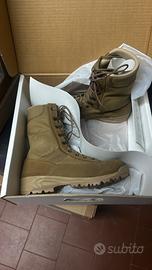 Stivaletti anfibi desertici 40