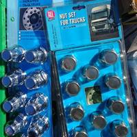 Copridadi / copribulloni per camion e trucks NUOVI