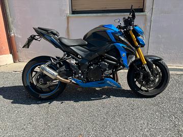 Suzuki GSX-S750