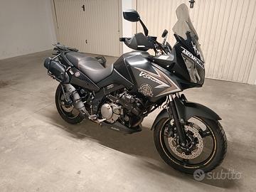 Suzuki V Strom Dl650 traveller