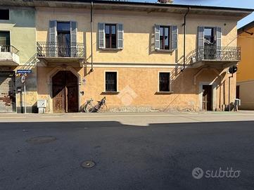 PALAZZINA A CERANO