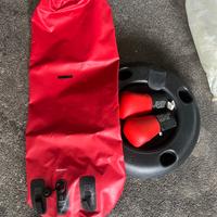 Sacco pugilato con base e guanti