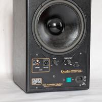 REL QUAKE subwoofer